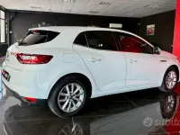 Usata Renault Mégane Business 116 CV (85 kW) 2020 Bianco Berlina