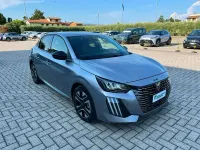 Usata Peugeot 208 Allure 101 CV (74 kW) 2025 Grigio Utilitaria