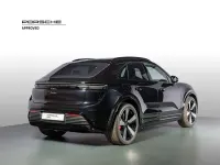 Usata Porsche Macan Turbo 469 kW (639 CV) 2024 Nero jet metallizzato SUV
