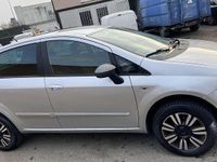 Usata Fiat Punto Evo Active 77 CV (56 kW) 2015 Argento Utilitaria