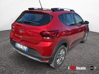 Usata Dacia Sandero Comfort 101 CV (74 kW) 2022 Rosso Utilitaria