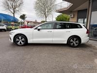 Usata Volvo V60 150 CV (110 kW) 2019 Bianco Station wagon