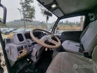 Usata Nissan Cabstar 125 CV (91 kW) 2004 Bianco Pick-up