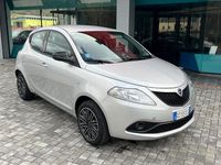 Usata Lancia Ypsilon S 69 CV (50 kW) 2021 Argento Utilitaria