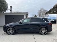 Usata Porsche Cayenne 250 CV (183 kW) 2016 Moonlight blue SUV