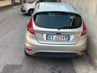 Usata Ford Fiesta 70 CV (51 kW) 2012 Berlina
