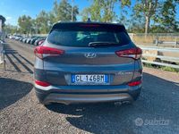 Usata Hyundai Tucson Comfort 136 CV (100 kW) 2016 Grigio SUV