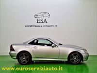 Usata Mercedes SLK230 197 CV (144 kW) 2000 Argento Cabrio