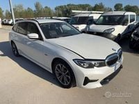 Usata BMW 320e Sport Line 163 CV (119 kW) 2021 Bianco Station wagon