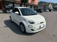 Usata Fiat 500e Icon 86 kW (118 CV) 2025 Bianco Utilitaria