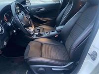 Usata Mercedes A180 AMG 109 CV (80 kW) 2017 Monovolume
