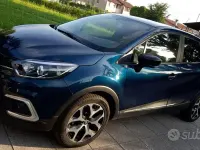 Usata Renault Captur 110 CV (80 kW) 2019 Blu SUV