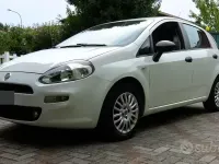 Usata Fiat Grande Punto 75 CV (55 kW) 2014 Bianco Utilitaria