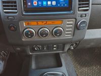 Second-hand Nissan Navara 171 CP (125 kW) 2006 Gri Pickup