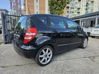 Usata Mercedes A180 Elegance 109 CV (80 kW) 2008 Nero Monovolume