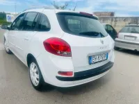 Usata Renault Clio Dynamique 75 CV (55 kW) 2012 Bianco Station wagon