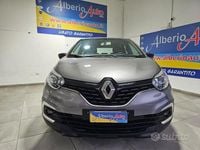 Usata Renault Captur 90 CV (66 kW) 2018 Grigio SUV