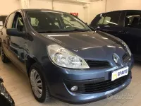 Usata Renault Clio II 75 CV (55 kW) 2008 Grigio Berlina