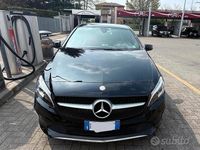 Usata Mercedes A180 109 CV (80 kW) 2017 Nero Berlina