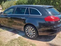 Usata Opel Insignia 160 CV (117 kW) 2011 Nero Station wagon