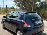 Usata Lancia Ypsilon Gold 95 CV (69 kW) 2015 Bluazzurro Utilitaria