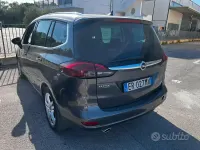 Usata Opel Zafira 165 CV (121 kW) 2013 Grigio Monovolume