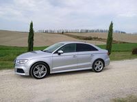 Usata Audi A3 Admired 150 CV (110 kW) 2019 Argento Berlina