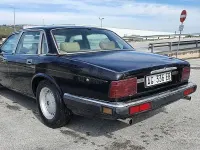 Usata Jaguar XJ Sovereign 214 CV (157 kW) 1988 Nero Berlina