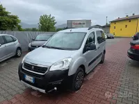 Usata Peugeot Partner Tepee 99 CV (72 kW) 2018 Grigio Monovolume