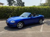 Usata Mazda MX5 110 CV (80 kW) 1998 Verde Cabrio