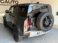 Usata Land Rover Defender S 199 CV (146 kW) 2026 Grigio SUV