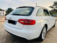 Usata Audi A4 143 CV (105 kW) 2012 Bianco Station wagon