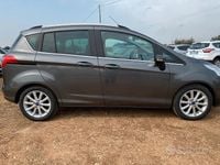 Usata Ford B-MAX Titanium 95 CV (69 kW) 2017 Grigio Monovolume