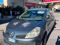 Usata Renault Clio II 70 CV (51 kW) 2007 Grigio Utilitaria