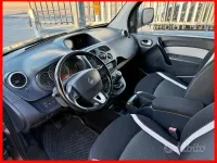 Usata Renault Kangoo Life 90 CV (66 kW) 2015 Marrone Monovolume