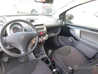 usata Peugeot 107 1.0 68CV 5p. Sweet Years