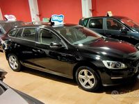 Usata Volvo V60 119 CV (87 kW) 2017 Nero Station wagon