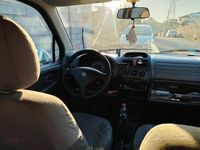Usata Opel Agila 75 CV (55 kW) 2000 Grigio Monovolume