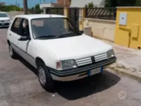 Usata Peugeot 205 54 CV (39 kW) 1992 Bianco Berlina