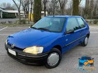 Usata Peugeot 106 50 CV (36 kW) 1997 Blu/azzurro Utilitaria