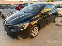 Usata Renault Clio V Life 66 CV (48 kW) 2021 Nero Berlina