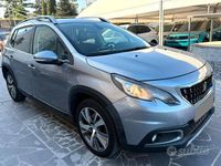 Usata Peugeot 2008 S 101 CV (74 kW) 2018 Grigio SUV