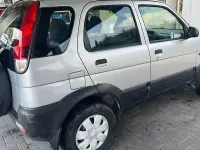 Usata Daihatsu Terios 86 CV (63 kW) 2002 Argento SUV