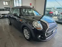 Usata Mini ONE 75 CV (55 kW) 2015 Nero Utilitaria