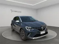 Usata Renault Captur Intens 100 CV (73 kW) 2023 Blu scuro SUV