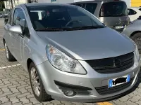Usata Opel Corsa Club 80 CV (58 kW) 2009 Utilitaria