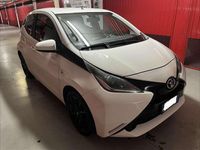 Usata Toyota Aygo X-pure 69 CV (50 kW) 2016 Utilitaria
