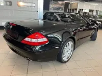 Usata Mercedes SL500 386 CV (283 kW) 2007 Nero Cabrio