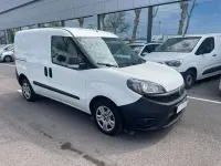 Usata Fiat Doblò Lounge 105 CV (77 kW) 2022 Bianco Monovolume