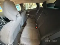 Usata Volvo V40 120 CV (88 kW) 2017 Bluazzurro Berlina
